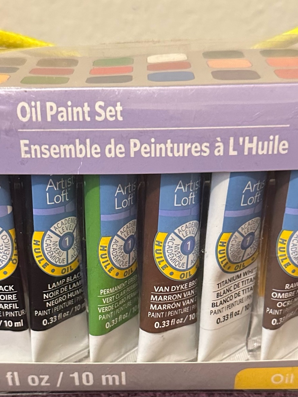 Artist's Loft 24 Piece Oil Painting Set. NEW